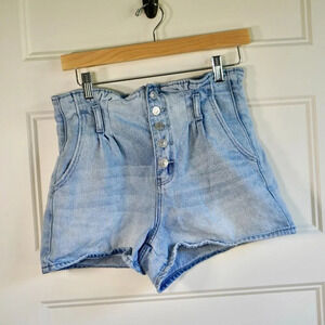 American Eagle Mom Shorts 6 Women’s Paperbag Button Fly‎ High Waisted Light Wash